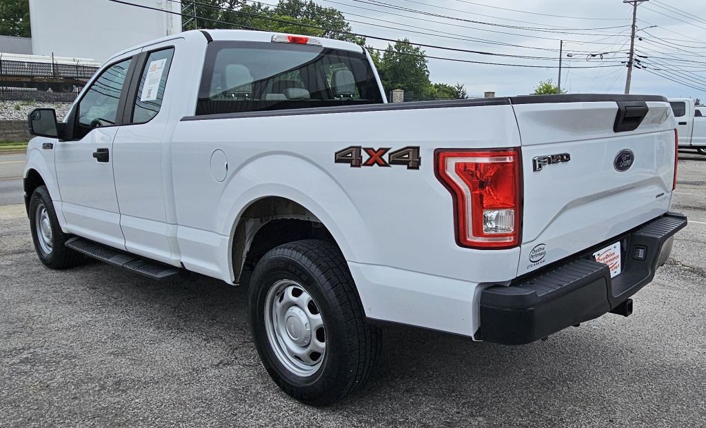 2015 Ford F-150 Image 3