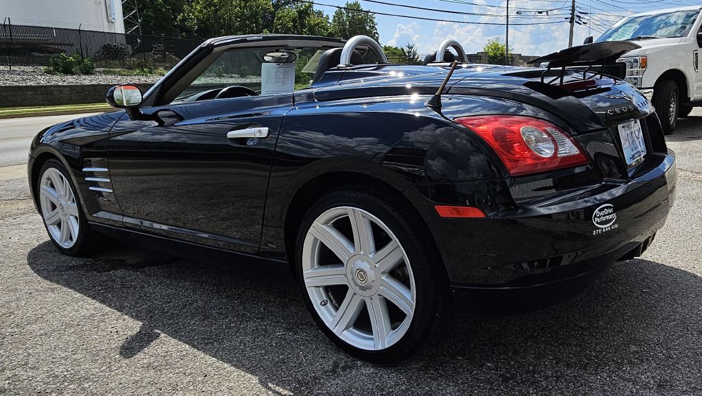 2008 Chrysler Crossfire Image 6