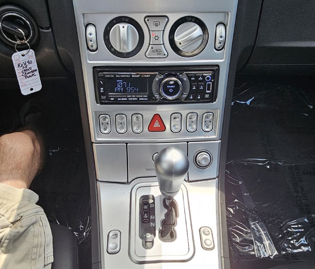 2008 Chrysler Crossfire Image 21