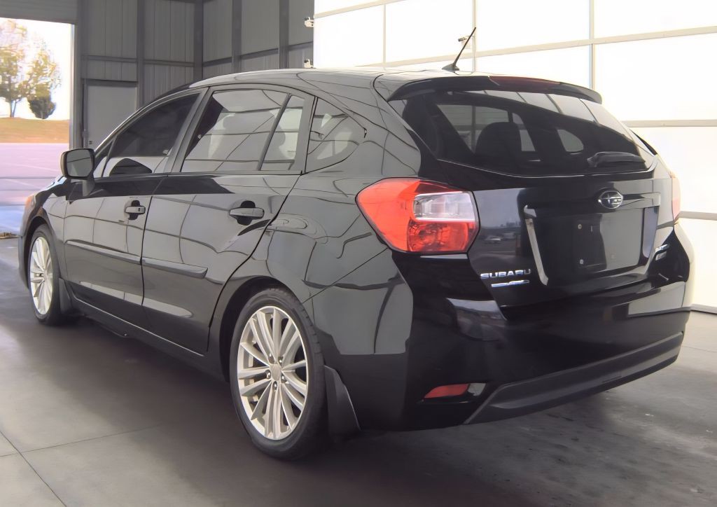 2013 Subaru Impreza Image 2