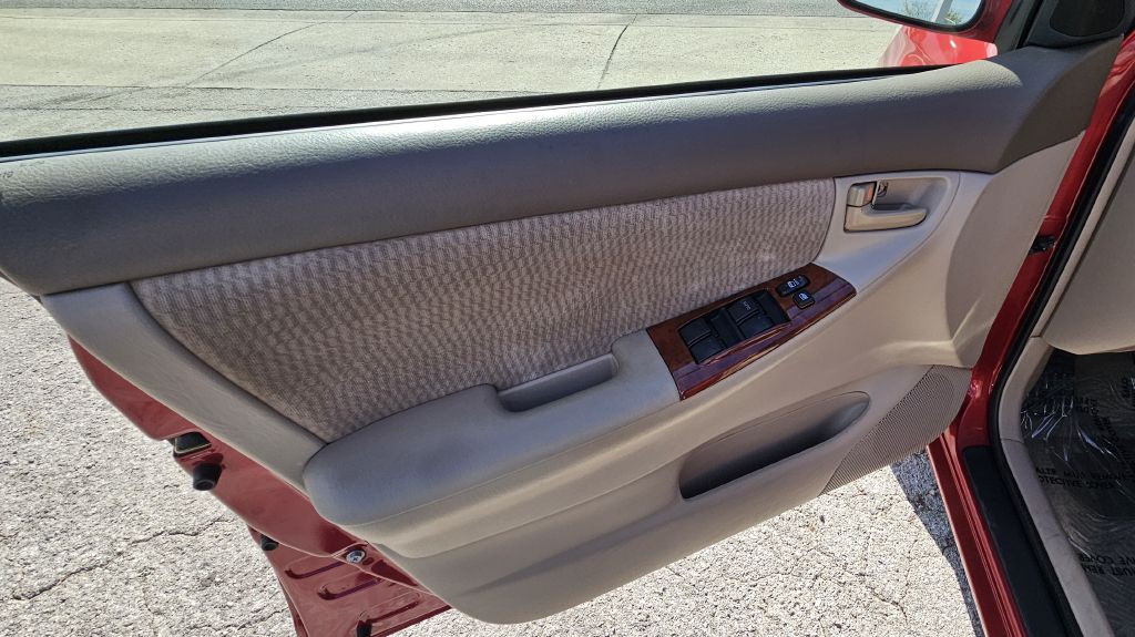 2005 Toyota Corolla Image 11