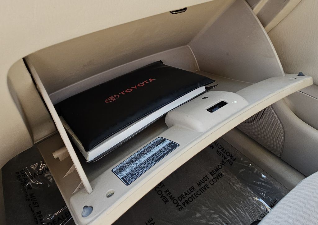 2005 Toyota Corolla Image 16