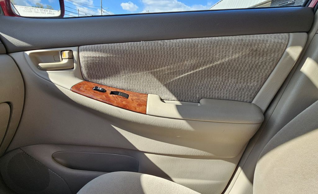 2005 Toyota Corolla Image 17