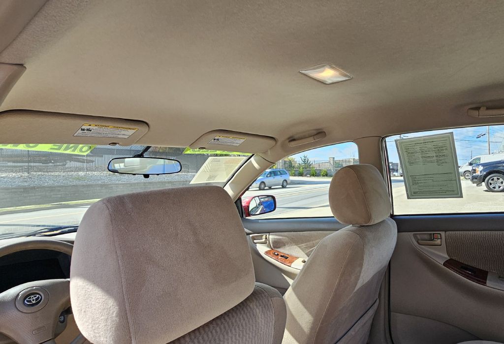 2005 Toyota Corolla Image 21