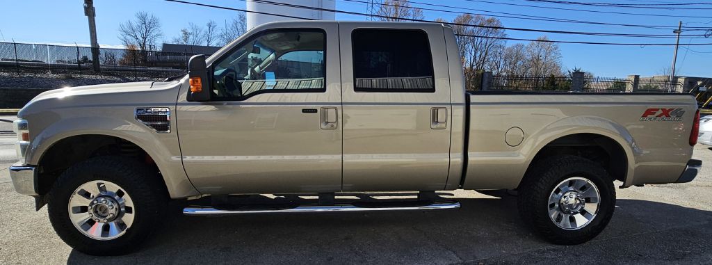 2010 Ford F-250 Image 4