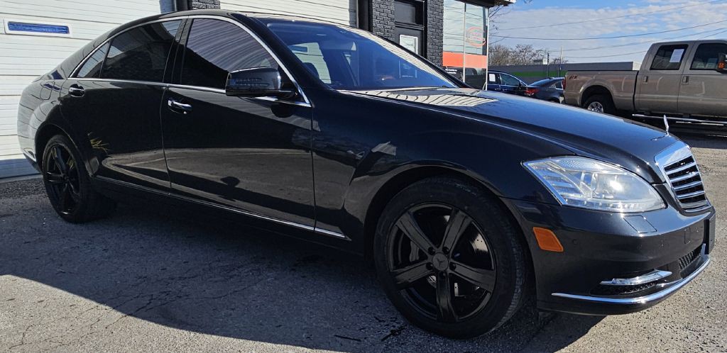 2013 Mercedes-Benz S-Class Image 3