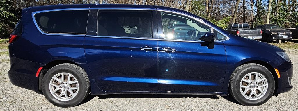 2020 Chrysler Pacifica Image 5