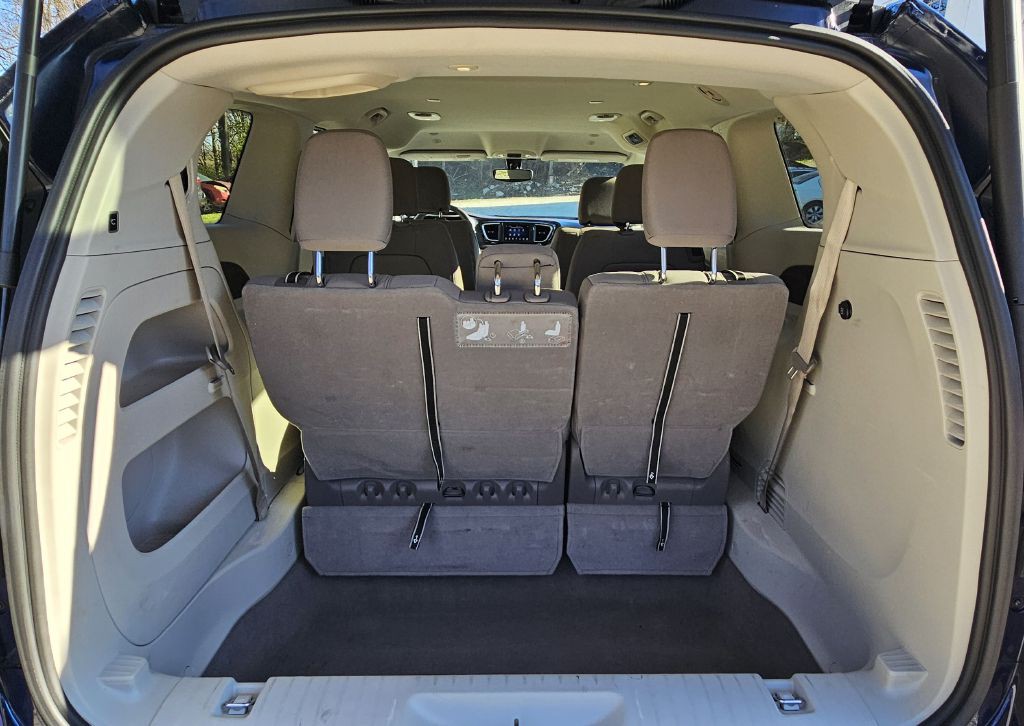 2020 Chrysler Pacifica Image 13