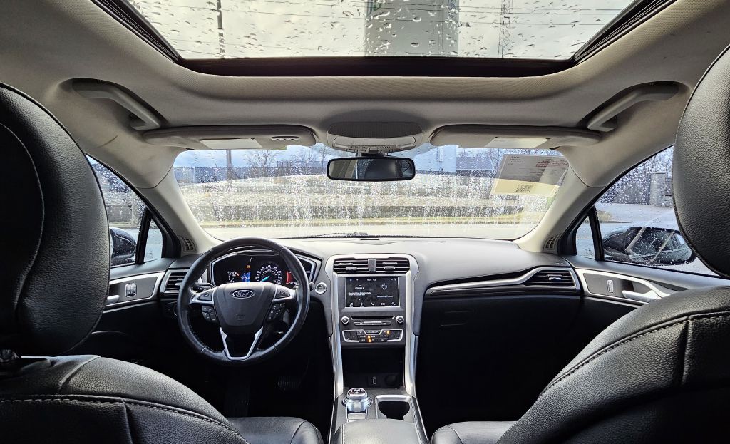 2017 Ford Fusion Image 11