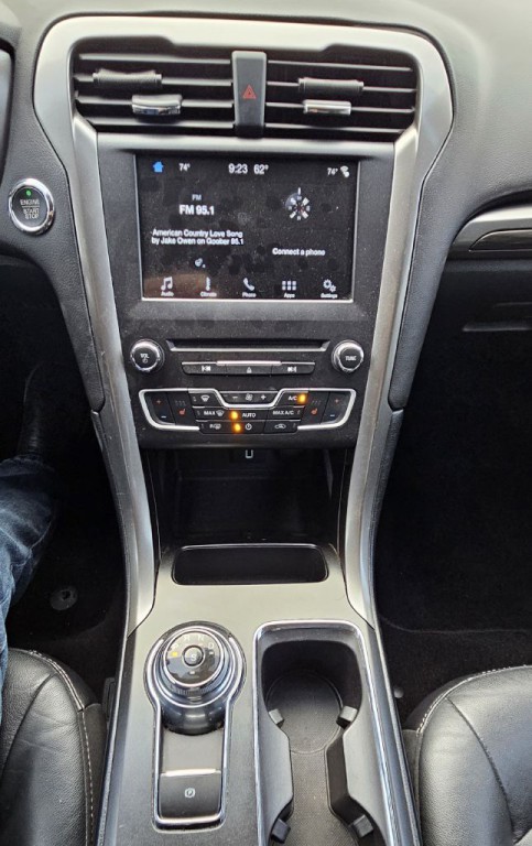 2017 Ford Fusion Image 14