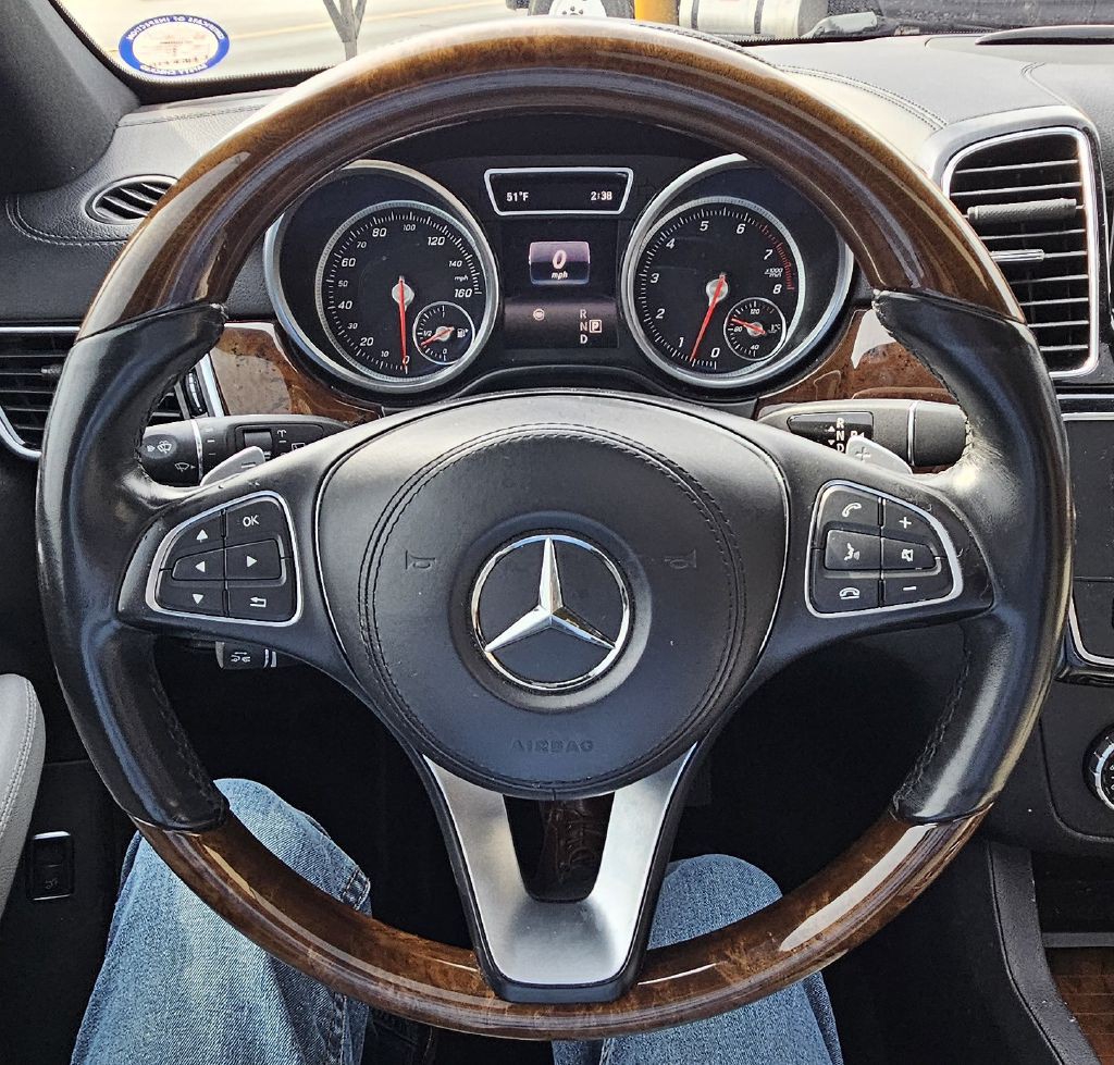 2017 Mercedes-Benz GLS-Class Image 11