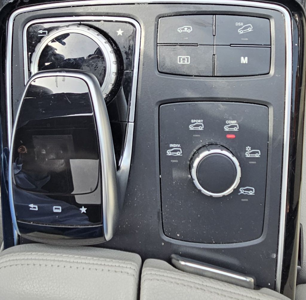 2017 Mercedes-Benz GLS-Class Image 16