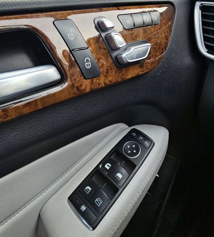 2017 Mercedes-Benz GLS-Class Image 18