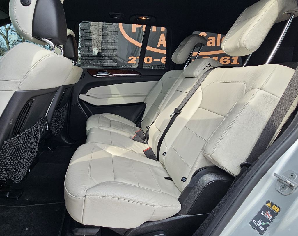 2017 Mercedes-Benz GLS-Class Image 19