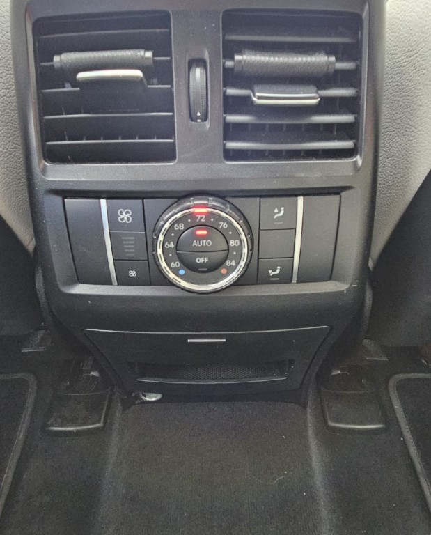 2017 Mercedes-Benz GLS-Class Image 21