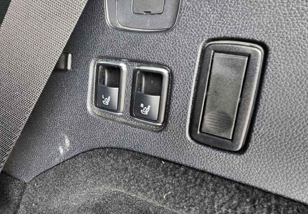 2017 Mercedes-Benz GLS-Class Image 23