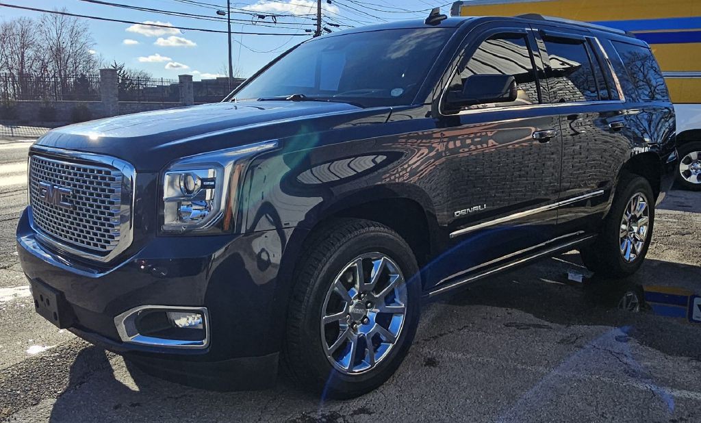 2017 GMC Yukon Image 3