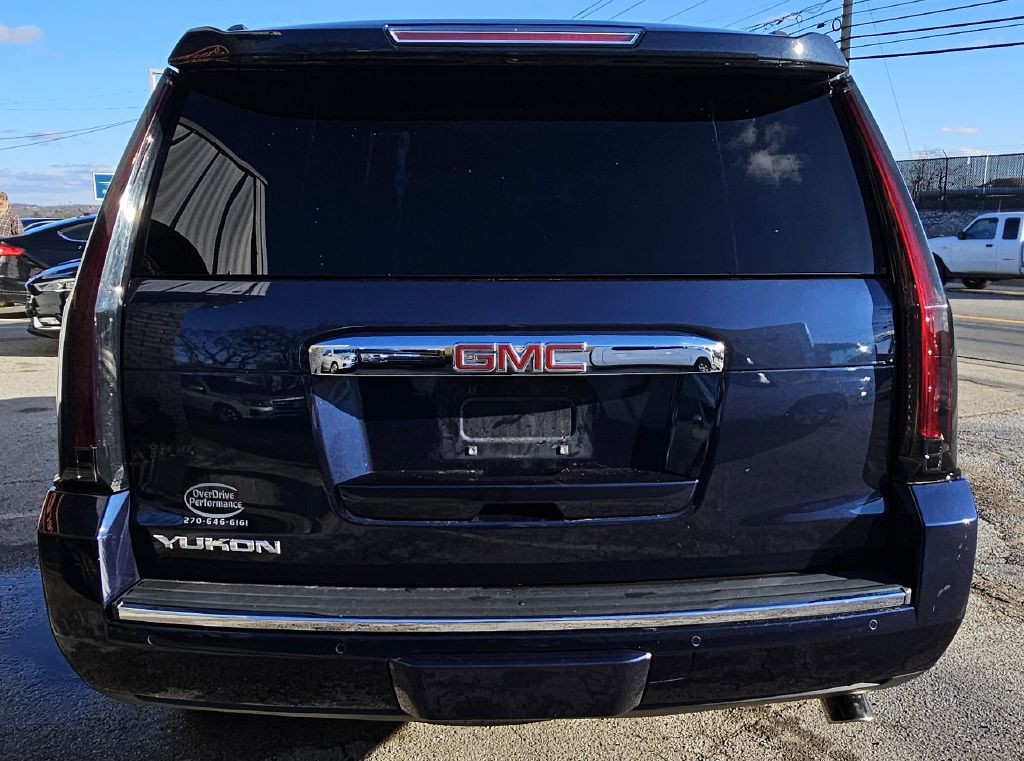 2017 GMC Yukon Image 6