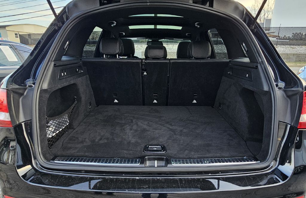 2017 Mercedes-Benz GLC-Class Image 8