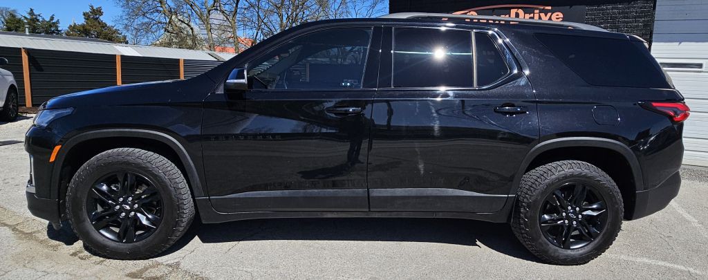 2023 Chevrolet Traverse Image 2