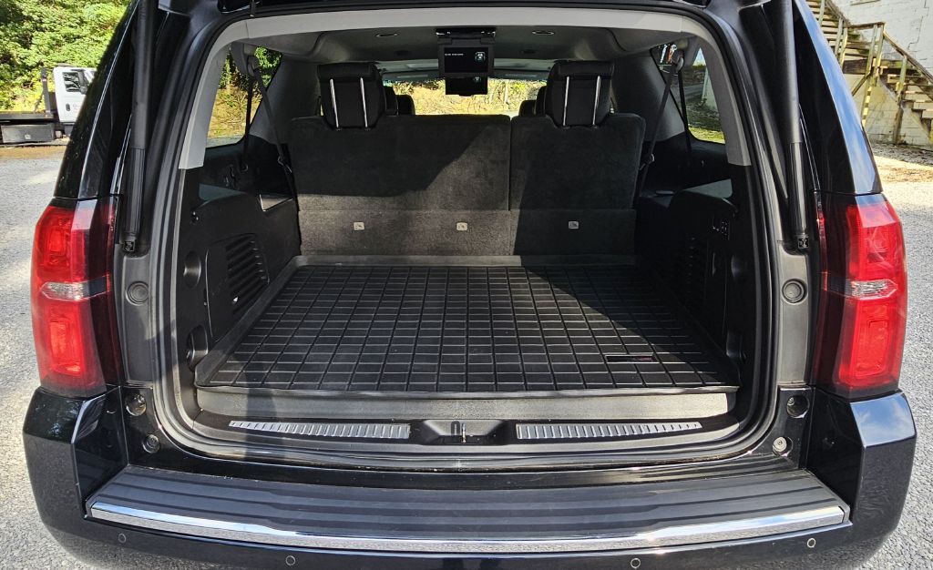 2015 Chevrolet Suburban Image 15