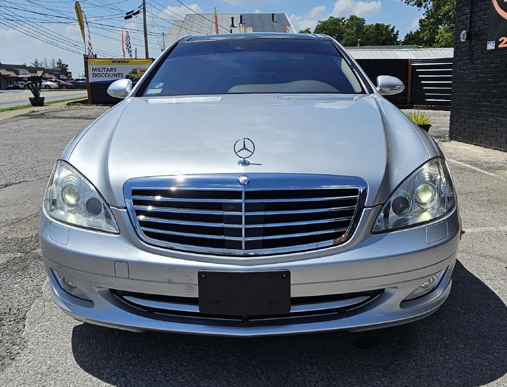 2007 Mercedes-Benz S-Class Image 2