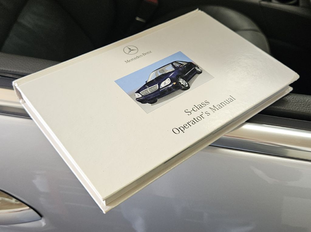 2007 Mercedes-Benz S-Class Image 11