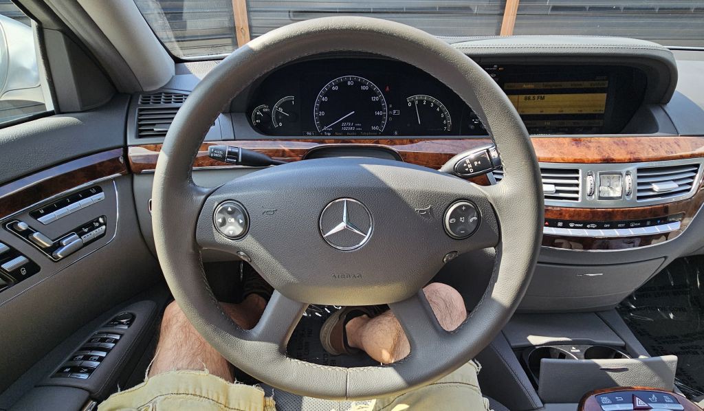 2007 Mercedes-Benz S-Class Image 15