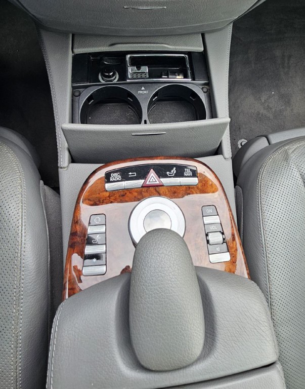 2007 Mercedes-Benz S-Class Image 22