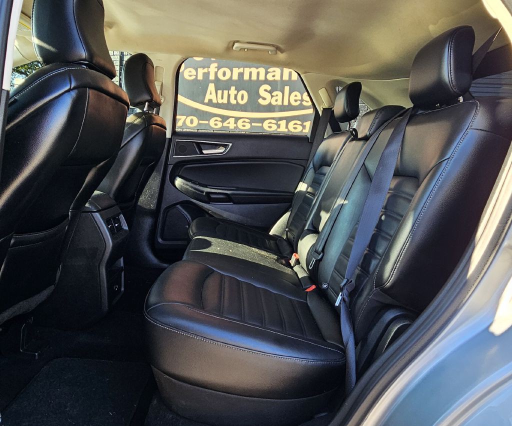 2022 Ford Edge Image 10