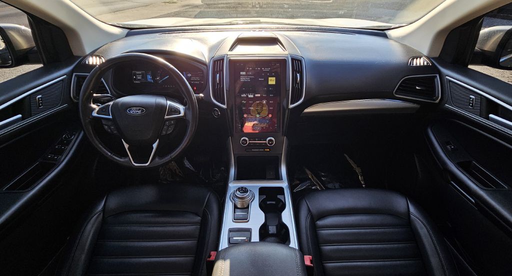 2022 Ford Edge Image 11