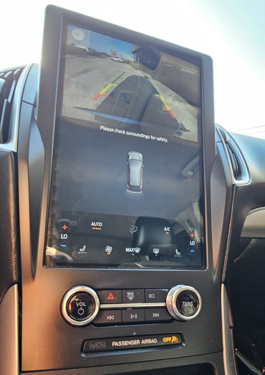 2022 Ford Edge Image 15