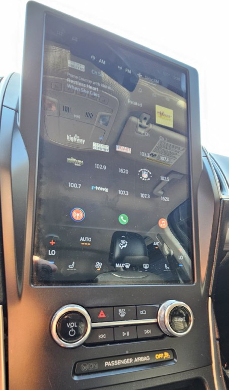 2022 Ford Edge Image 16