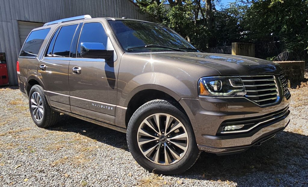2015 Lincoln Navigator Image 1