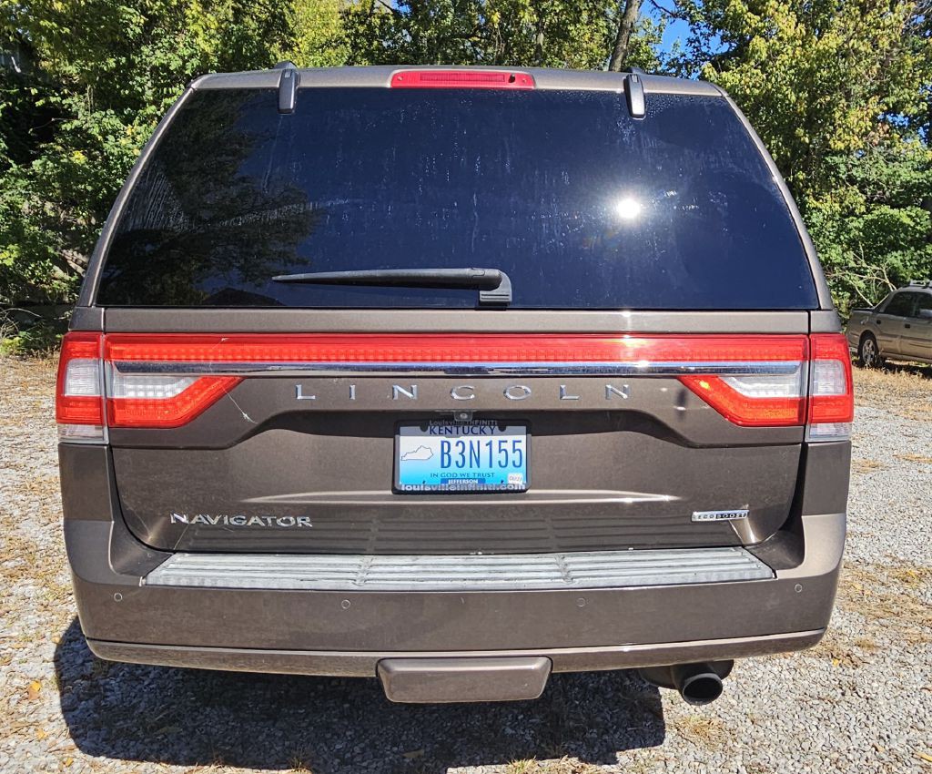 2015 Lincoln Navigator Image 4