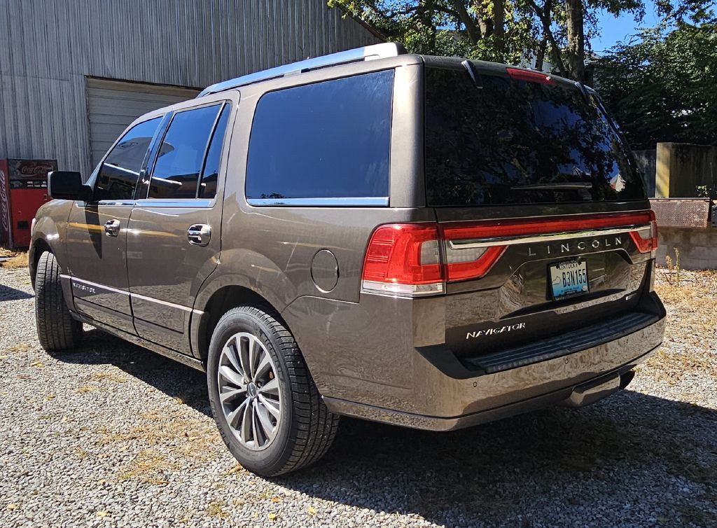 2015 Lincoln Navigator Image 5