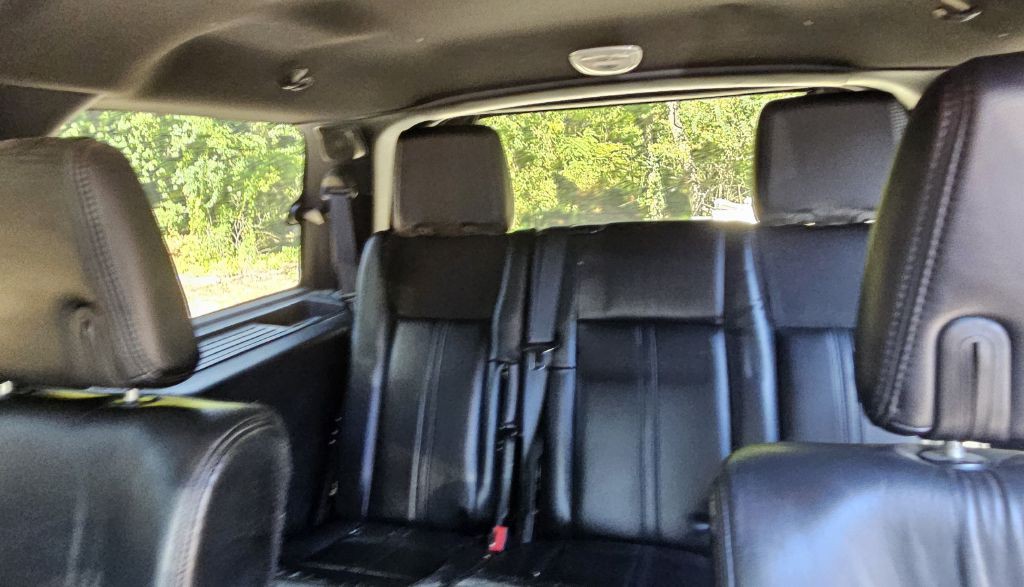 2015 Lincoln Navigator Image 17