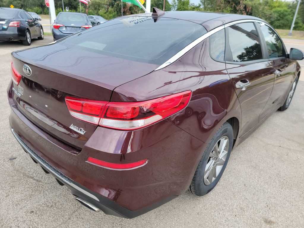 2019 Kia Optima Image 7
