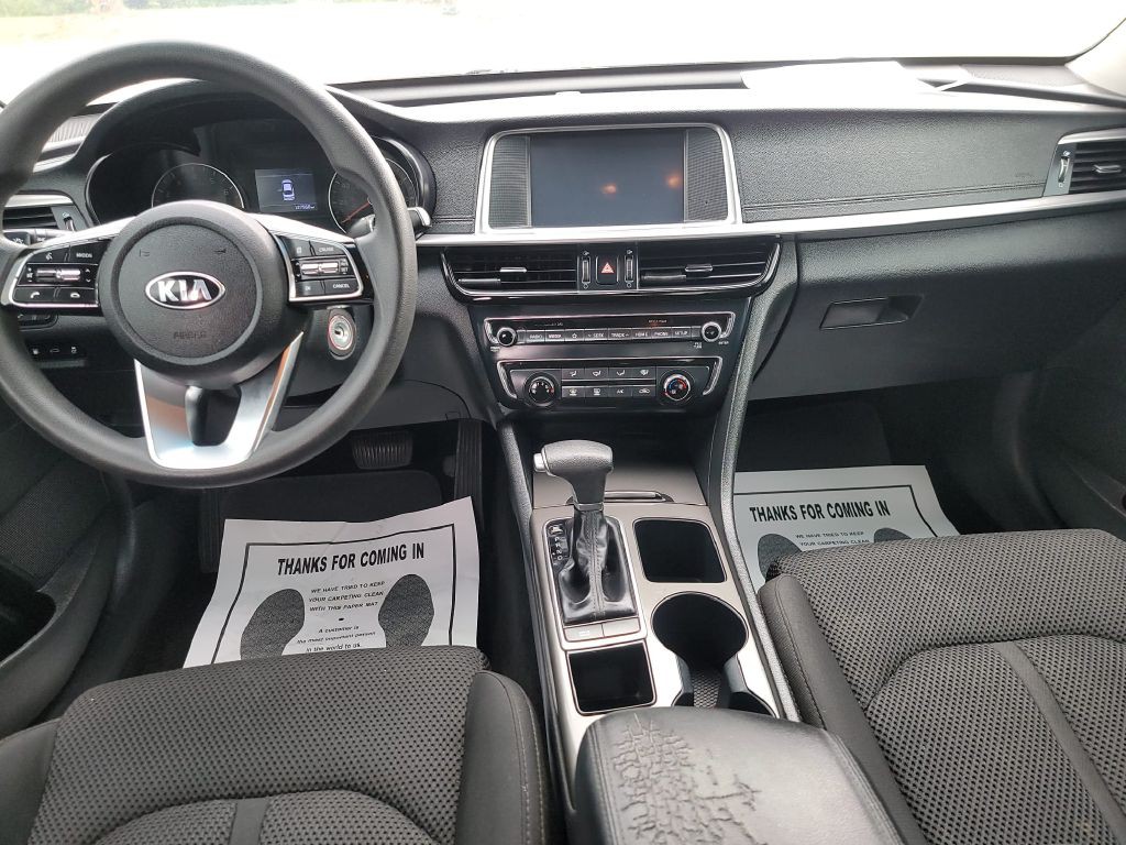 2019 Kia Optima Image 8