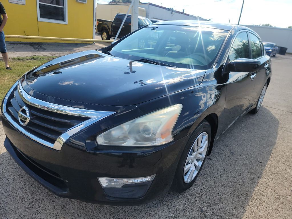 2015 Nissan Altima Image 3