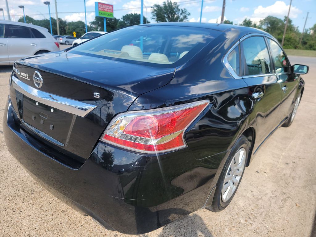 2015 Nissan Altima Image 7