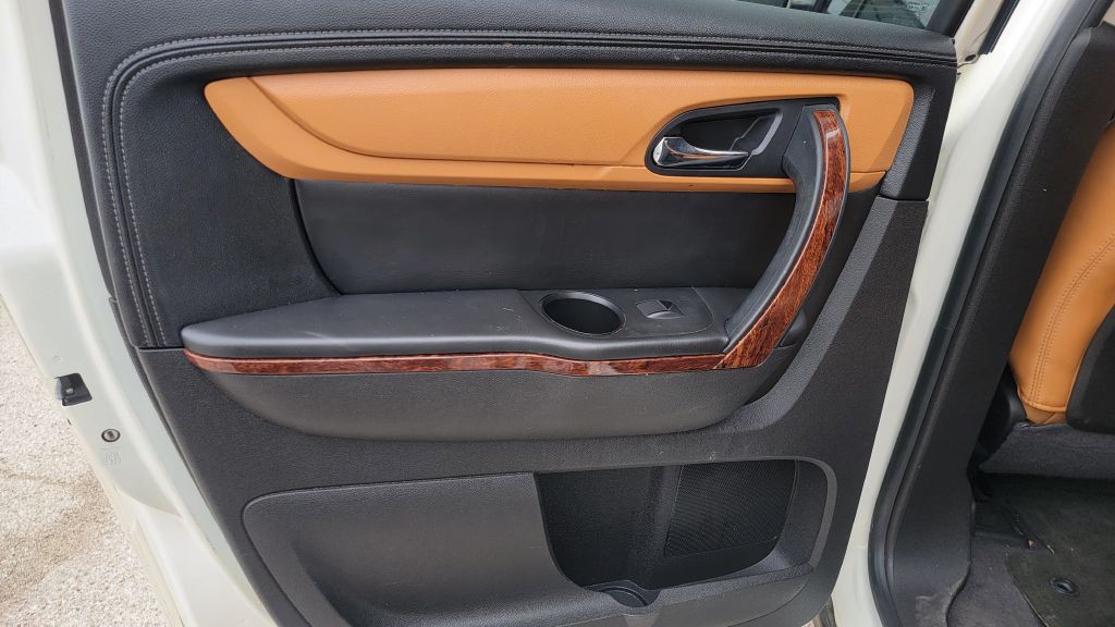 2013 Chevrolet Traverse Image 16