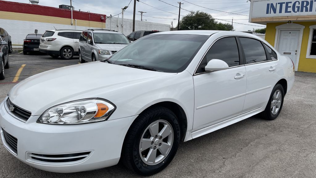2011 Chevrolet Impala Image 3