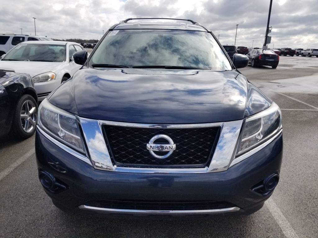 2014 Nissan Pathfinder Image 1