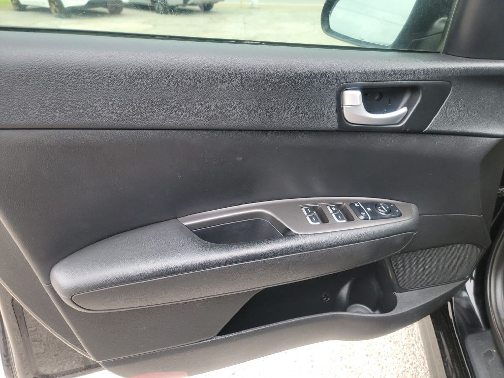 2016 Kia Optima Image 8