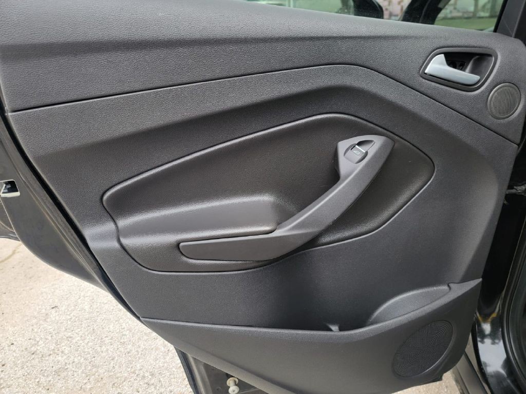 2013 Ford Escape Image 17