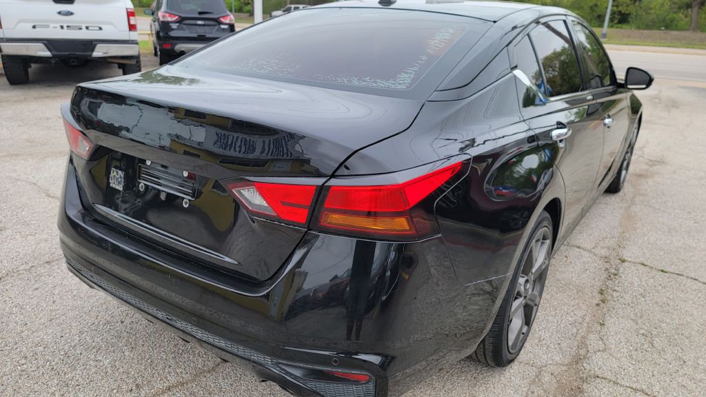 2019 Nissan Altima Image 6