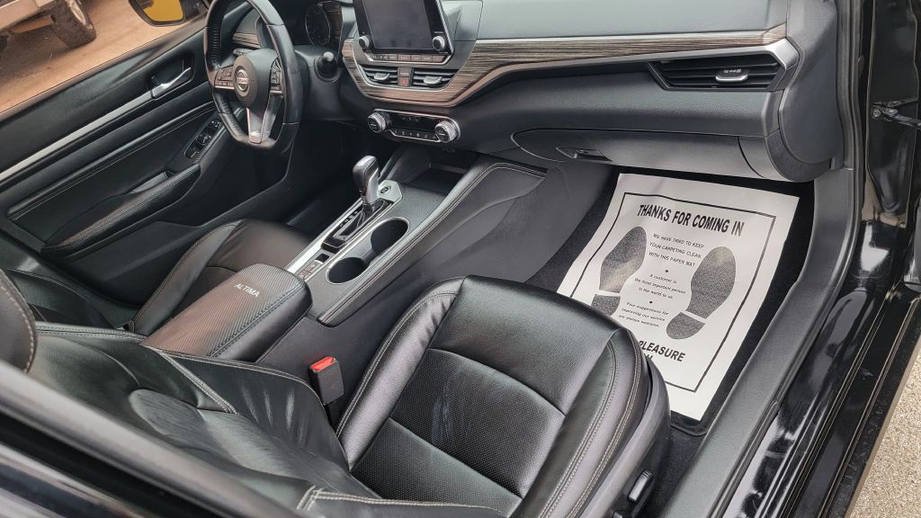 2019 Nissan Altima Image 11