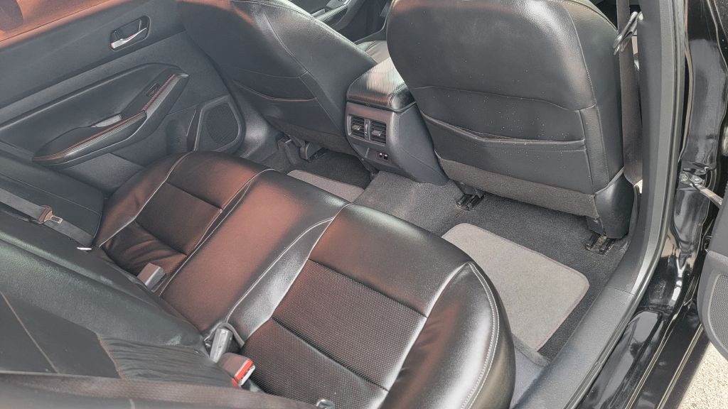 2019 Nissan Altima Image 15