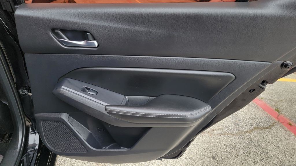 2019 Nissan Altima Image 16